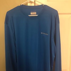 Long sleeve Columbia t-shirt